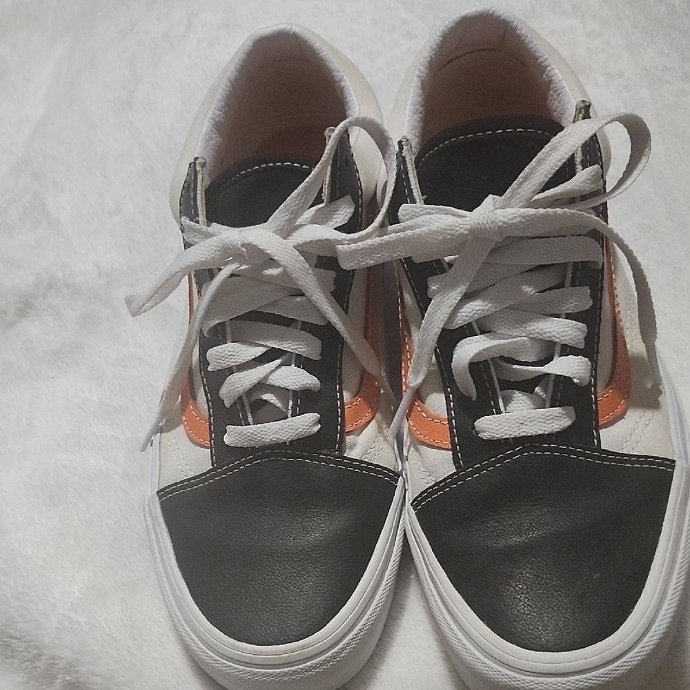 Vans White and Orange Sneakers